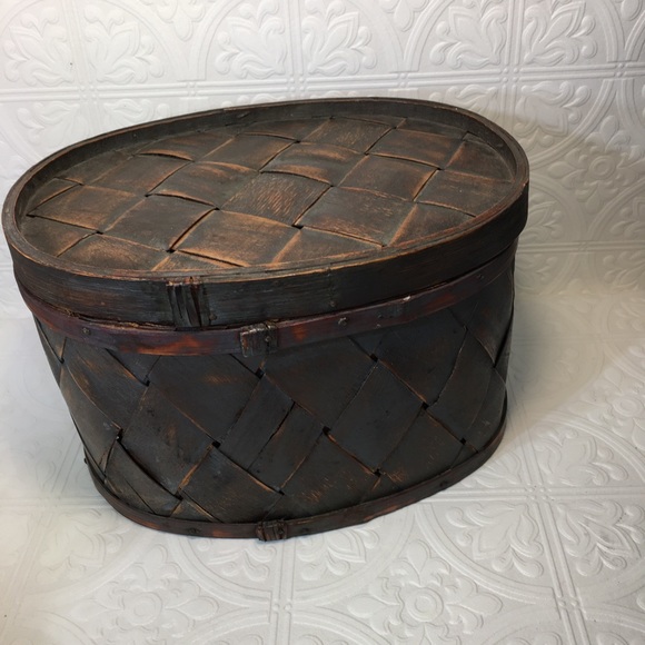 Vintage Rustic Basket with Lid